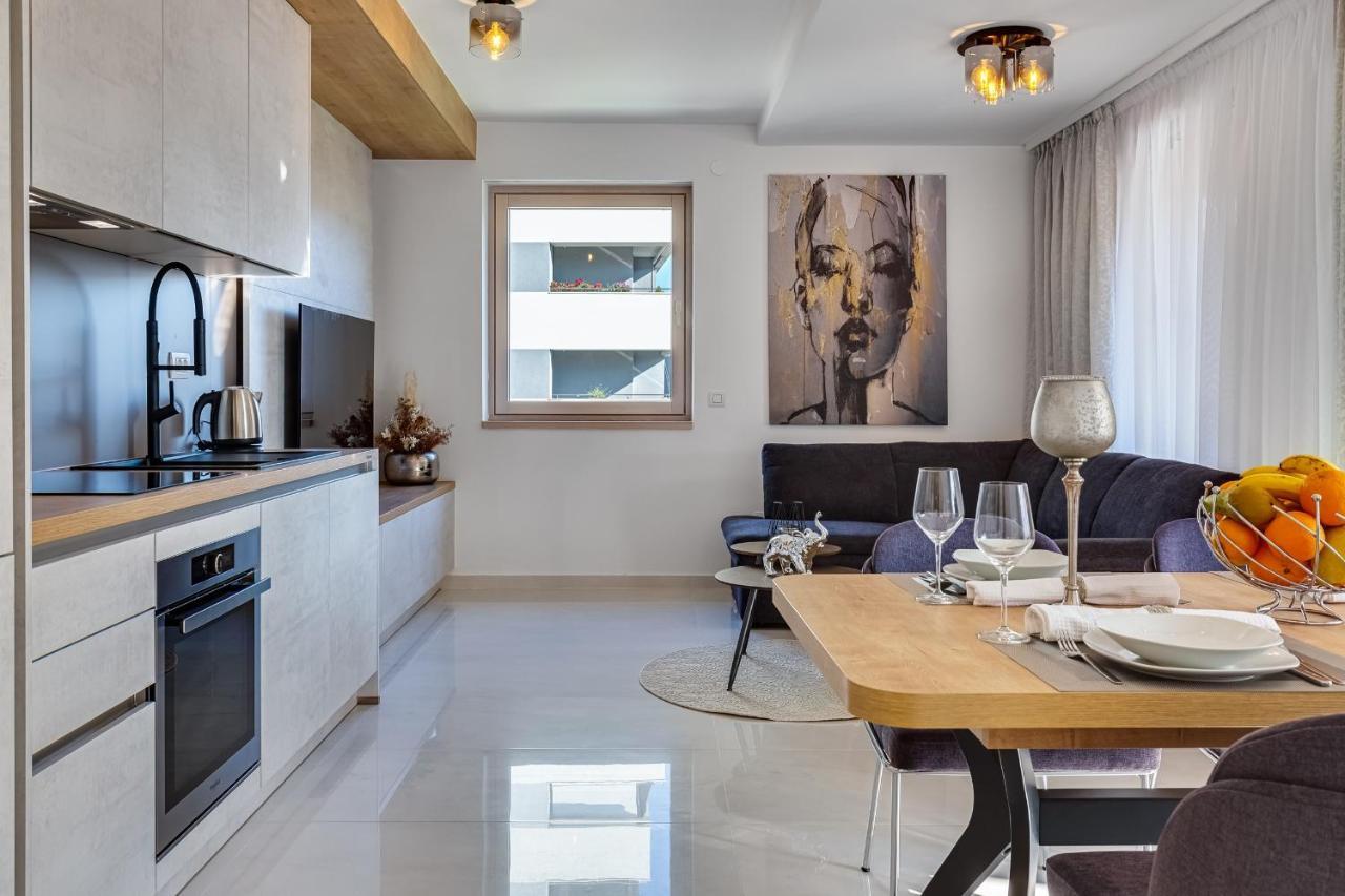 Diamond Two Bedroom Apartment Zadar Exterior photo